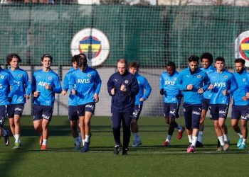 Fenerbahçe'de Kayserispor maçının hazırlıkları başladı