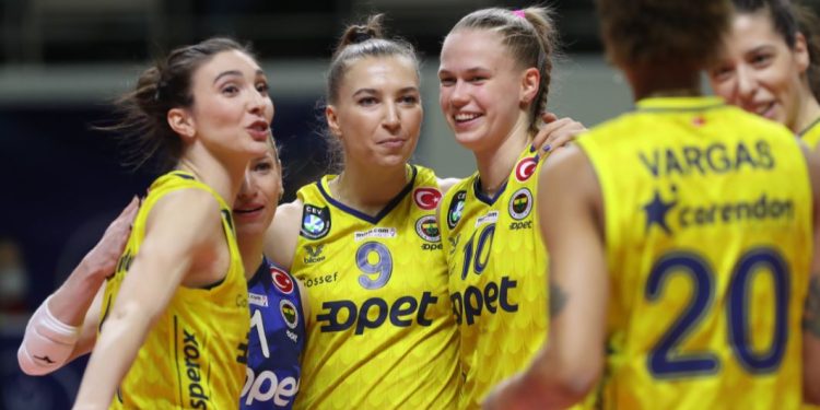 Fenerbahçe Kadın Voleybol Takımı