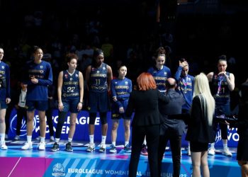 Fenerbahçe Safiport Kadın Basketbol Takımımız Avrupa İkincisi oldu