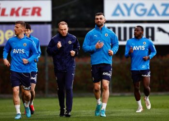 Fenerbahçe, Göztepe maçı hazırlıklarına başladı