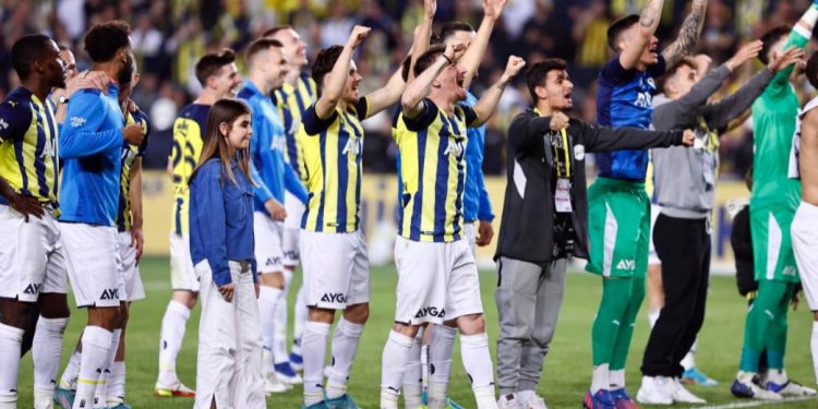 Fenerbahçe Futbol Takımı