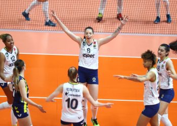 Fenerbahçe Kadın Voleybol Takımı