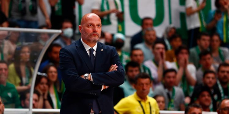 Fenerbahçe Erkek Basketbol Takımı Başantrenörü Aleksandar Djordjevic