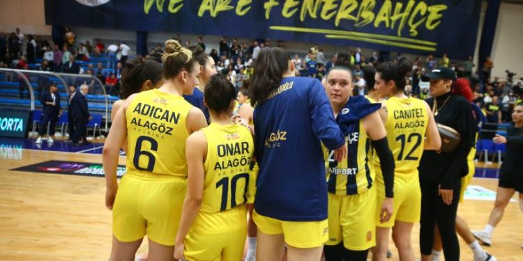 Fenerbahçe Kadın Basketbol Takımı
