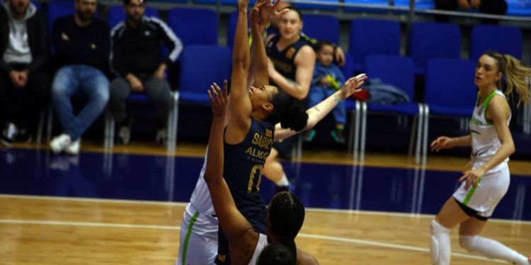 Fenerbahçe Safiport - Nesibe Aydın