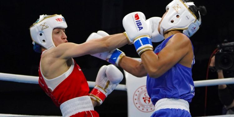 Buse Naz Çakıroğlu yarı finalde