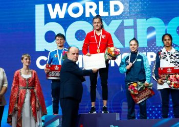 Fenerbahçeli milli boksörümüz Hatice Akbaş Dünya Şampiyonu oldu