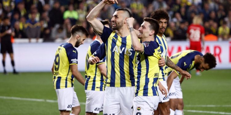 Fenerbahçe Futbol Takımı