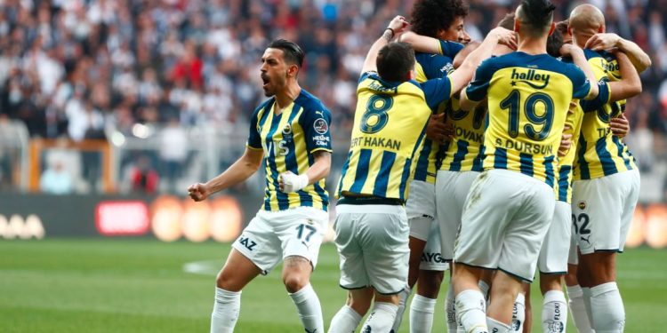 Fenerbahçe Futbol Takımı
