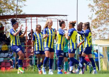 Fenerbahçe Kadın Futbol Takımı