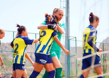 Fenerbahçe Kadın Futbol Takımı