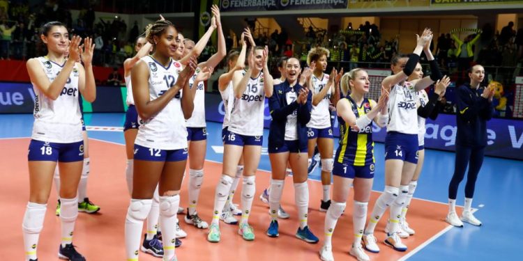 Fenerbahçe Kadın Voleybol Takımı