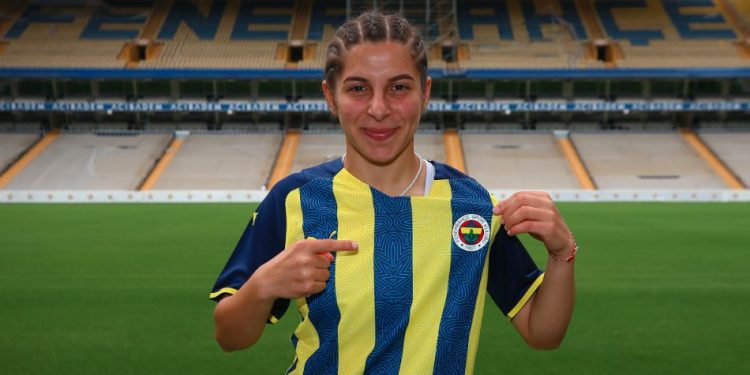 Zeynep Kerimoğlu Fenerbahçe'de