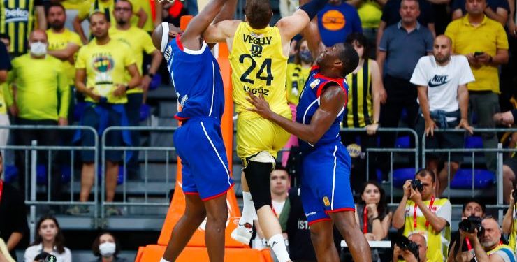Fenerbahçe Beko - Anadolu Efes