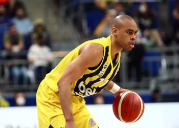 Fenerbahçe Beko'da Markel Starks ile yollar ayrıldı