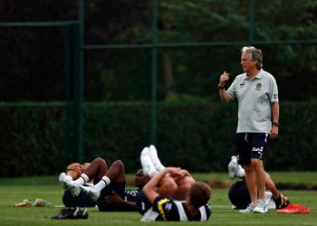 Fenerbahçe, Jesus yönetiminde ilk çalışmasını yaptı