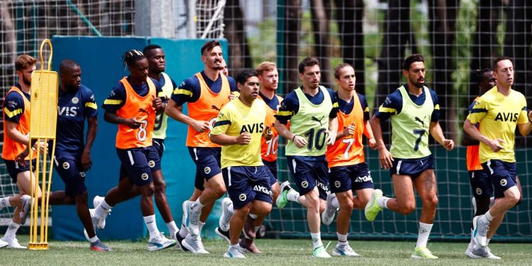 Fenerbahçe, hazırlık maçında KF Tirana ile karşılaşıyor