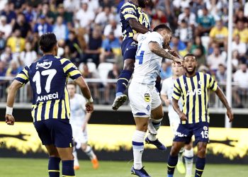 Fenerbahçe, Dinamo Kiev’i konuk ediyor