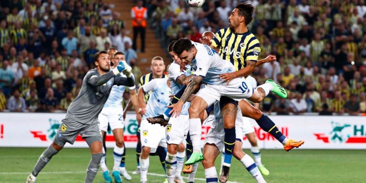 Fenerbahçe - Dinamo Kiev