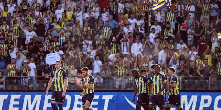 Fenerbahçe Futbol Takımı