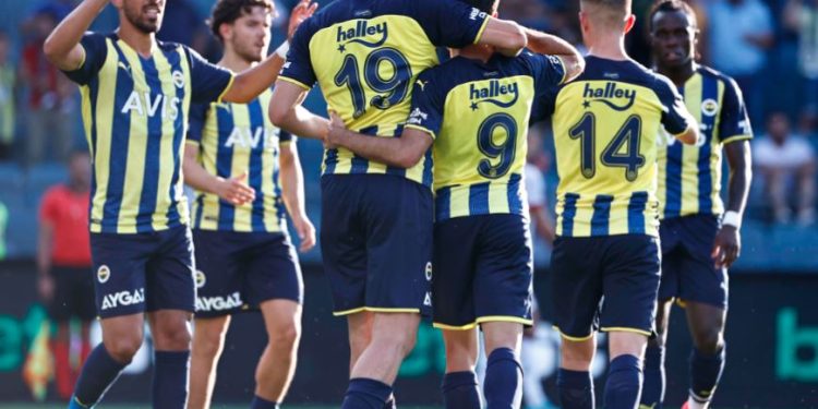Fenerbahçe Futbol Takımı