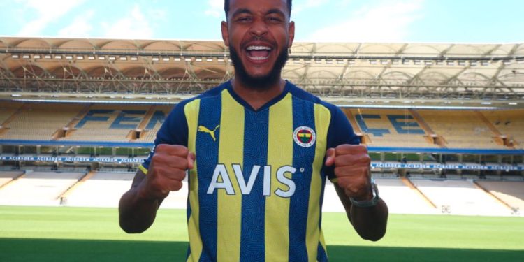 Joshua King Fenerbahçe'de