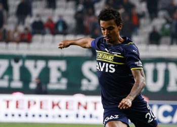 Luiz Gustavo, Al Nassr'a transfer oldu