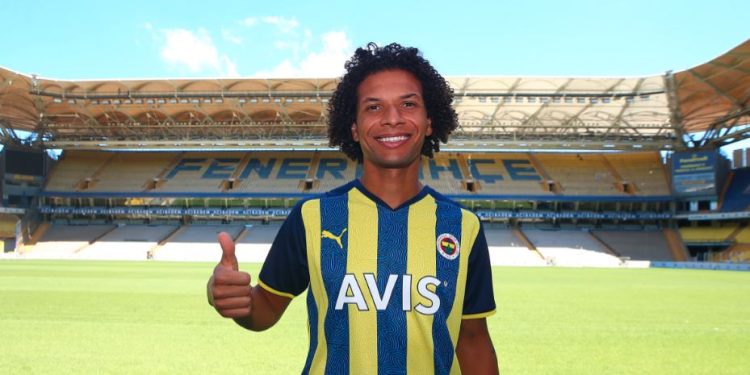 Willian Arao Fenerbahçe'de