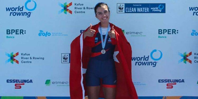 Milli kürekçimiz Elis Özbay, U23 Dünya Şampiyonası’nda gümüş madalya kazandı