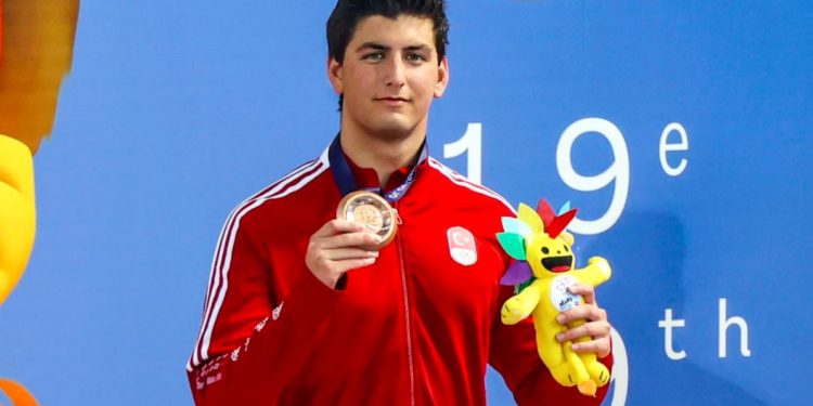 Milli yüzücümüz Mert Kılavuz'dan bronz madalya kazandı
