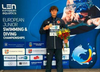 Yüzücümüz Sanberk Yiğit Oktar Avrupa Gençler Şampiyonu oldu