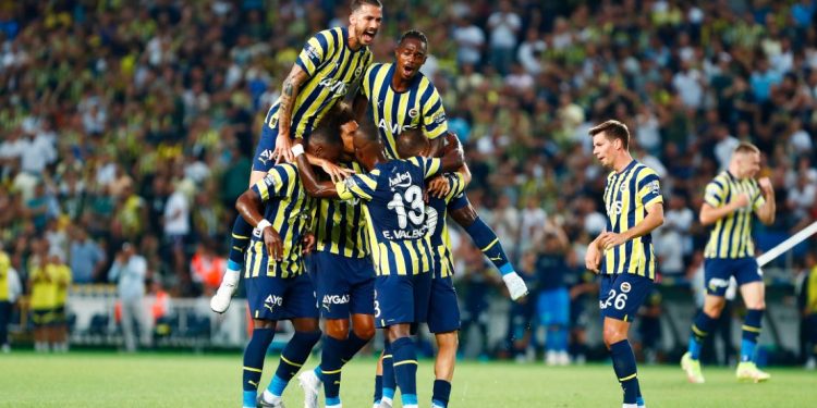 Fenerbahçe Futbol Takımı