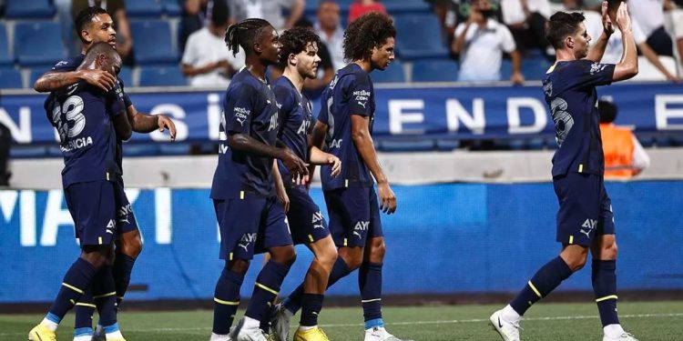 Fenerbahçe Futbol Takımı