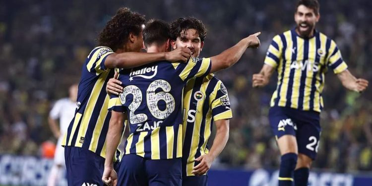 Fenerbahçe Futbol Takımı