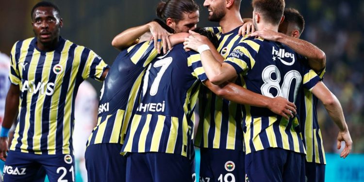 Fenerbahçe Futbol Takımı