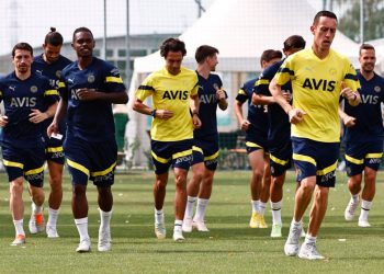Fenerbahçe'de Adana Demirspor maçı hazırlıkları başladı