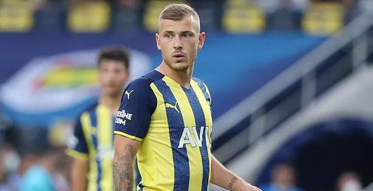 Fenerbahçe'de Max Meyer ile yollar ayrıldı