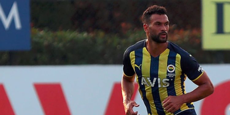 Fenerbahçe'de Steven Caulker ile yollar ayrıldı