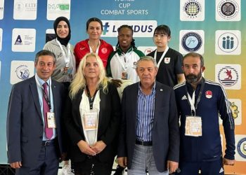 Fenerbahçeli milli boksörlerimiz Büşra Işıldar ve Hatice Akbaş, Üniversiteler Dünya Kupası Şampiyonu oldu