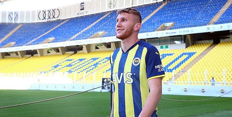 Fenerbahçemizin genç oyuncusu Burak Kapacak