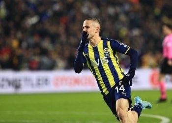 Dimitris Pelkas Hull City'e transfer oldu