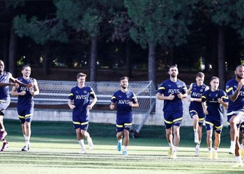 Fenerbahçe'de Alanyaspor maçının hazırlıkları başladı