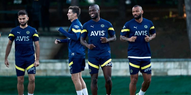 Fenerbahçe, Dinamo Kiev maçının hazırlıklarına başladı