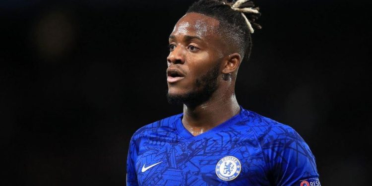 Michy Batshuayi'yi kadrosuna katıyor