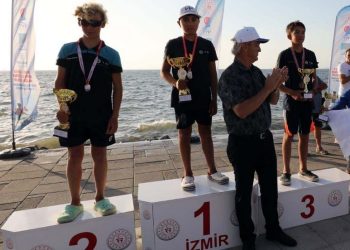 Yelkencilerimiz İzmir Kurtuluş Kupası Yelken Yarışlarını zirvede tamamladı