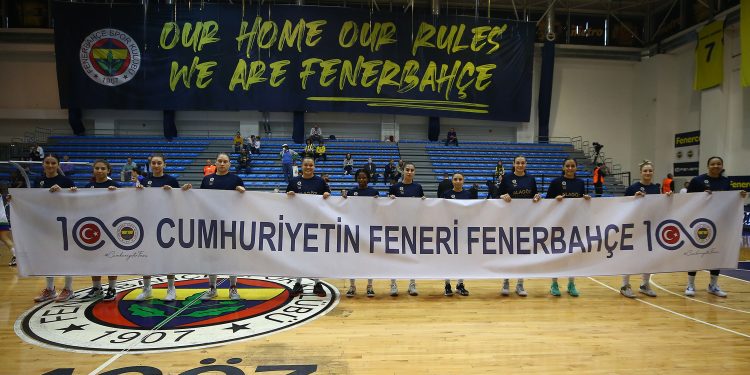 Fenerbahçe Alagöz Holding 87-83 Emlak Konut