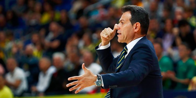 Fenerbahçe Erkek Basketbol Takımı Başantrenörü Dimitris Itoudis