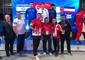 Fenerbahçeli milli boksörler, Avrupa Şampiyonası’nda 3 madalya kazandı