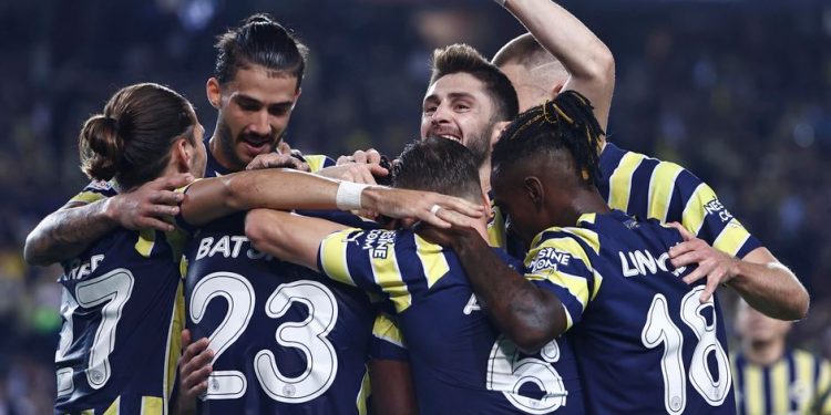 Fenerbahçe Futbol Takımı