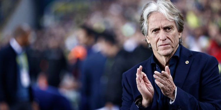 Fenerbahçe Teknik Direktörü Jorge Jesus